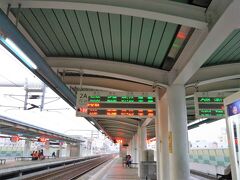 7：16
　区間車2138で員林を出発。日曜日は６時台の区間車がないんですよね。