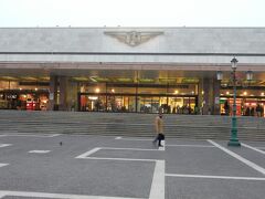 ベネチア・サンタルチア駅。

８：２０の電車で、ヴェローナまでは約1時間の旅です。