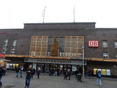 デュッセルドルフ中央駅に到着。



