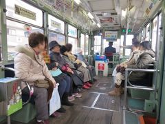 レトロな車内の風景になんだかほっこりします。