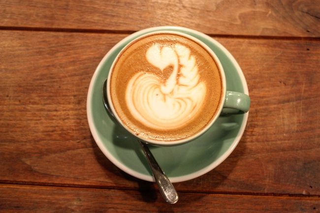 香港のカフェ<br />ラテアートが可愛い<br />お花屋さんとカフェが一緒になってます！