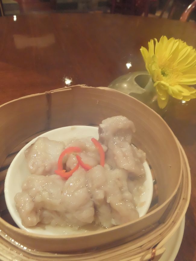 まずは、飲茶。