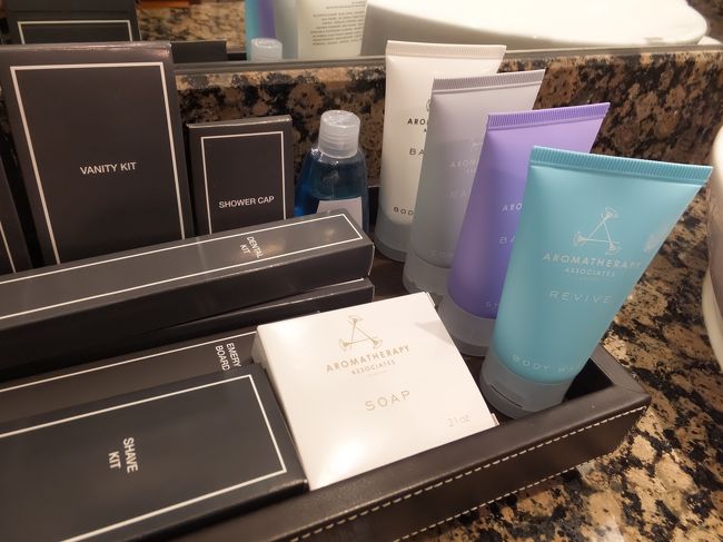 アメニティはCONRADお馴染みのアロアソです。