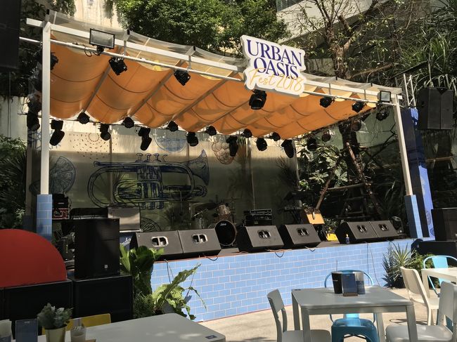 夜になるときっと盛り上がってるんでしょうネ。