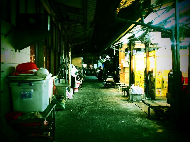 路地も気になる