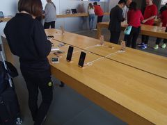 アップルショップIFCでiPhoneを買い物