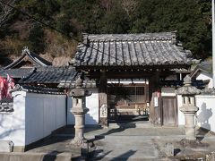 49番吉祥寺。だんだん曇ってきたので寒くなってきた。