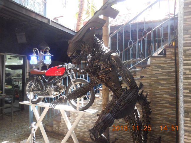 ここの店舗にはこんなディスプレイが。