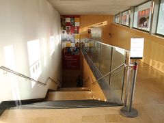 モンセラットミュージアム入口

入場料は７ユーロ

美術館は地下にあります。
