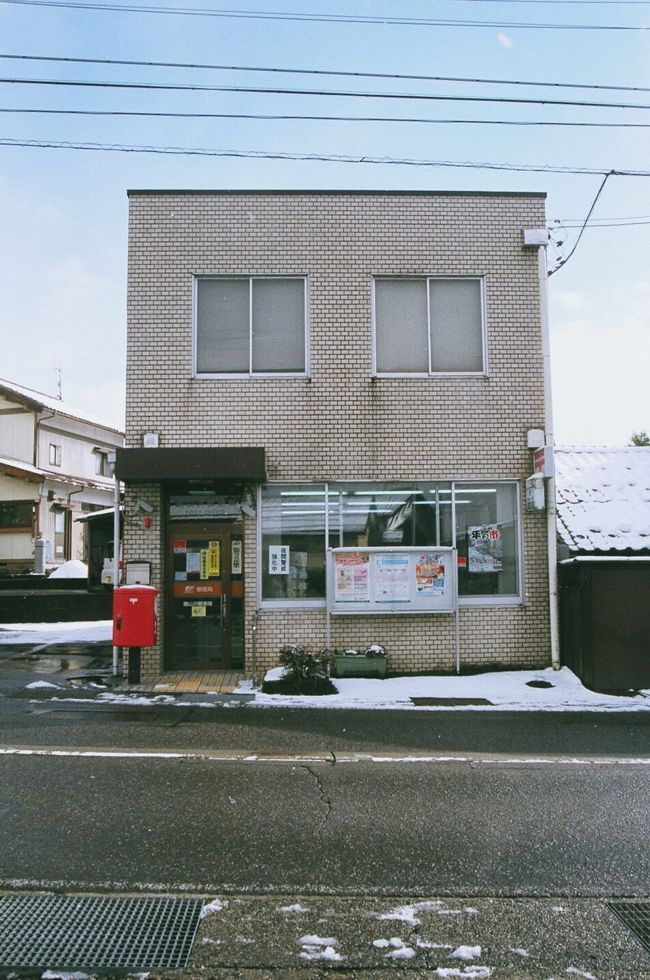勝山沢（かつやまさわ）郵便局【ATM土曜日稼働店】<br />〒911-0801  福井県勝山市沢町2-3-9<br />TEL：0779-88-0377<br />取扱店番号：331690<br /><br />勝山沢郵便局　13：27（ 1.0km・259.4km・30.0km/h ）<br />　　                  13：31<br />