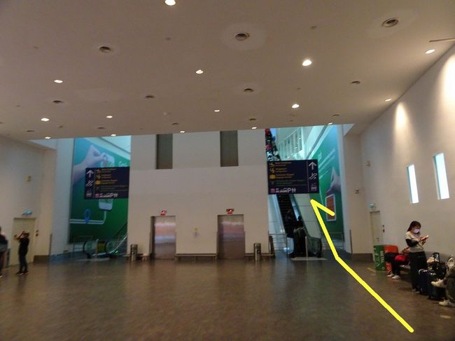 国内線乗継・マレーシア入国も同じ方向です。