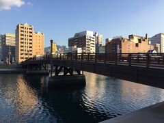 常盤橋。長崎街道などの起点になっている橋。東京でいう日本橋みたいなものかな。
