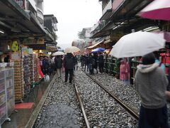 ランタンを上げるためのお店はいっぱいあるんですね(ﾟﾛﾟ)