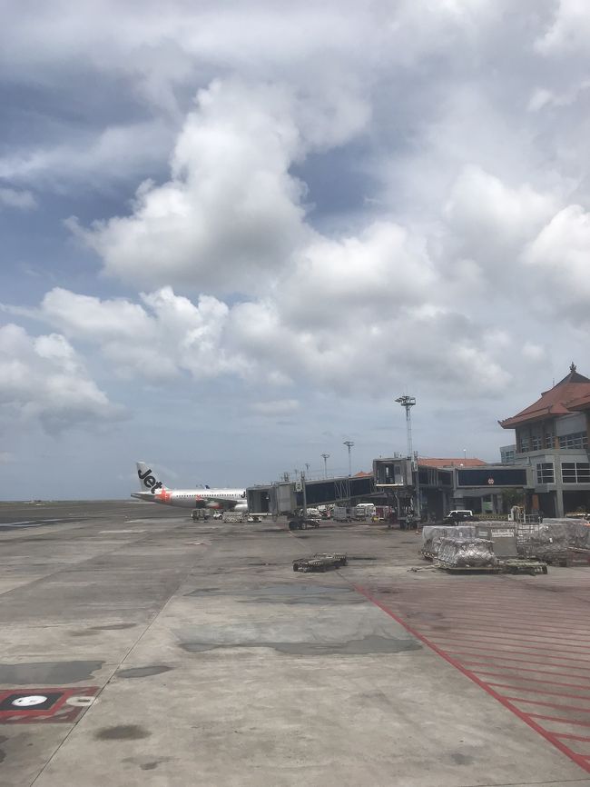 飛行機はまばら<br />