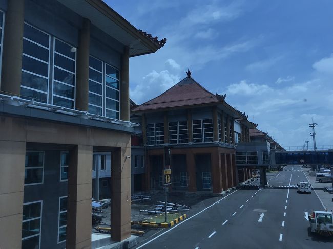 空港もアジアンな感じ