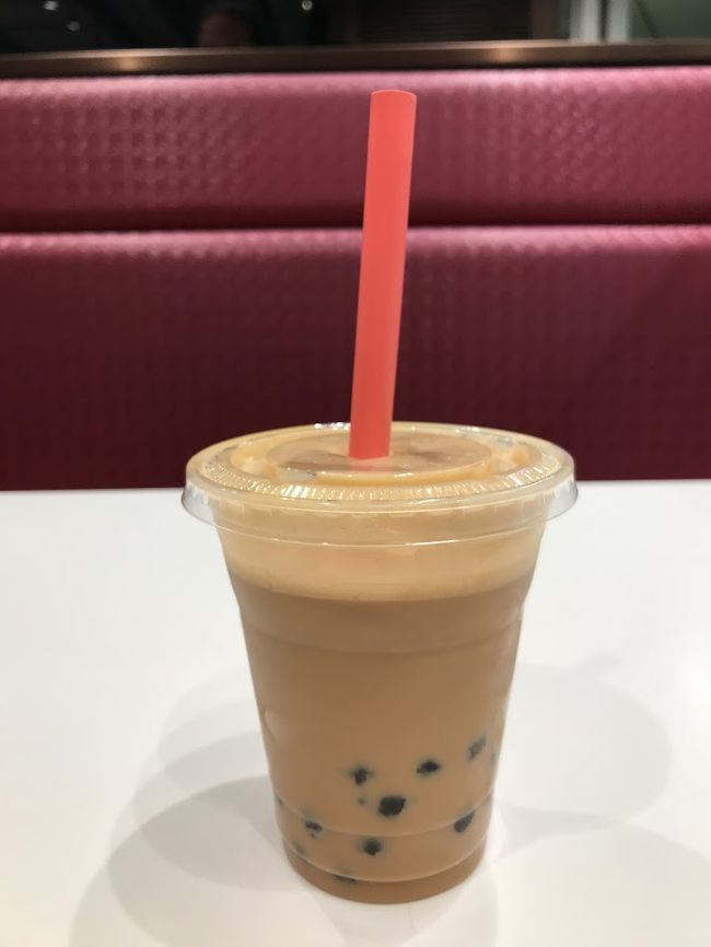 正直、おいしくなかった（しろめ）<br />神戸のタピオカミルクティーのお店の方が100倍おいしい…