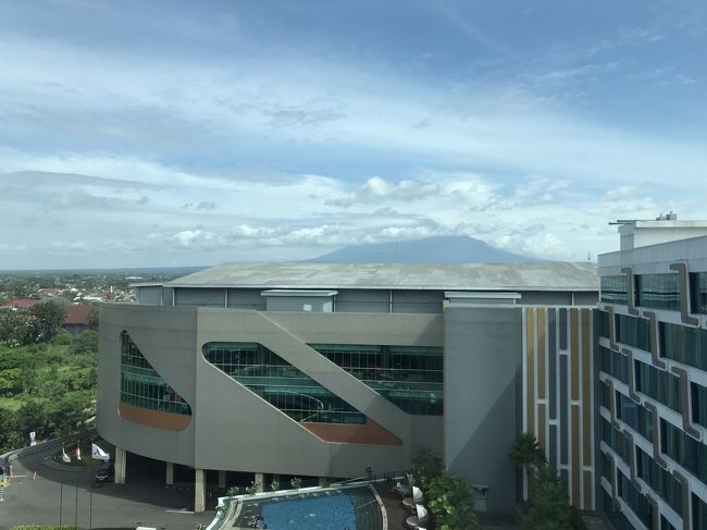 元旦ではあるものの、普通の休日の朝です。