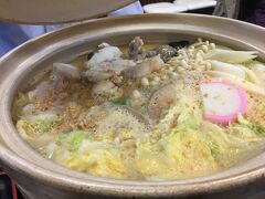 電車経由で那珂湊おさかな市場へ。

お昼にあんこう鍋を食べました。
季節的にはもっと冬の方が旬みたいですが、
味噌ベースで美味しかったです。