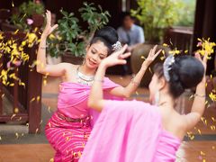 タイ舞踊でインターバル。