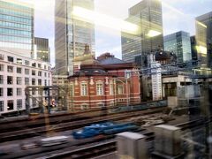 ・東京駅丸の内南口
♪まもなく～東京です。