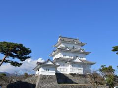 小田原城の天守閣。

青空も気持ちよすぎます。