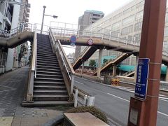 電車通りに着きました。
新大工町電停から路面電車で移動します。

（つづく）