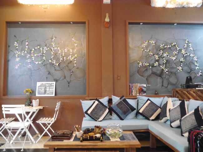 何かのジュース？を飲みながら受付。<br />日本語で書かれた問診票のようなものを書きます。（コース、強さの希望など）<br />写真はありませんが、カギ付きロッカーに荷物を預けて、個室へ。<br />60分の足マッサージをじっくりしてもらいました(*´▽｀*)<br />最後、タイの古式マッサージ!?アクロバティックに終了。<br />