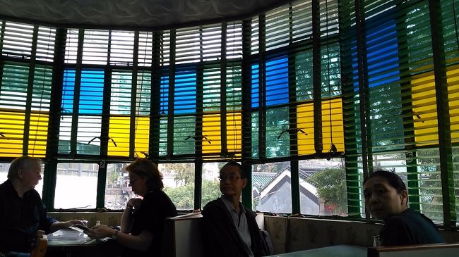 ステンドグラスが素敵でした。