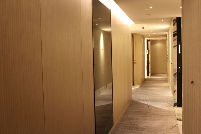 廊下はこんな感じ。コートヤードバイ　マリオットみたいでした。