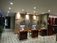 ホテルに戻って空き部屋を借りて、シャワーを浴びさせていただきました。これから日本への帰国は深夜便になるので、移動直前にシャワーが浴びれたのは助かりました。