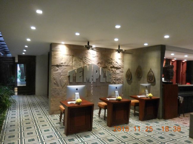 ホテルに戻って空き部屋を借りて、シャワーを浴びさせていただきました。これから日本への帰国は深夜便になるので、移動直前にシャワーが浴びれたのは助かりました。