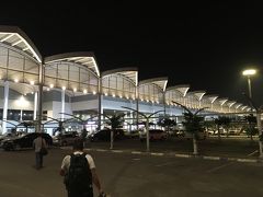 プノンペン国際空港 (PNH)