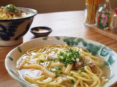 八重山そばでランチ
あっさりしたスープが美味しかった。
雰囲気のいいお店でした。