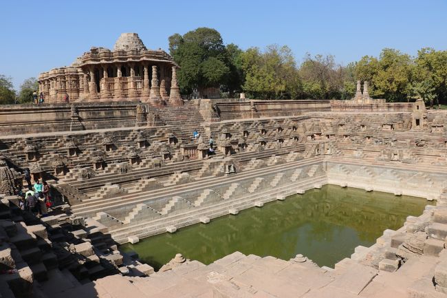 西インド グジャラートの旅 8 パタン1 アダーラジ階段井戸 モデラー スーリヤ寺院 その他の都市 インド の旅行記 ブログ By トンガリキさん フォートラベル 西インド グジャラートの旅 8 パタン1 アダーラジ階段井戸 モデラー スーリヤ寺院 その他の都市 インド の旅行記 ブログ By トンガリキさん フォートラベル