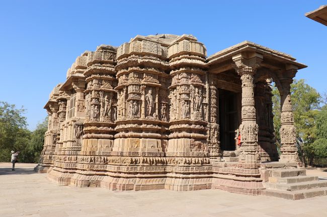 西インド グジャラートの旅 8 パタン1 アダーラジ階段井戸 モデラー スーリヤ寺院 その他の都市 インド の旅行記 ブログ By トンガリキさん フォートラベル 西インド グジャラートの旅 8 パタン1 アダーラジ階段井戸 モデラー スーリヤ寺院 その他の都市 インド の旅行記 ブログ By トンガリキさん フォートラベル