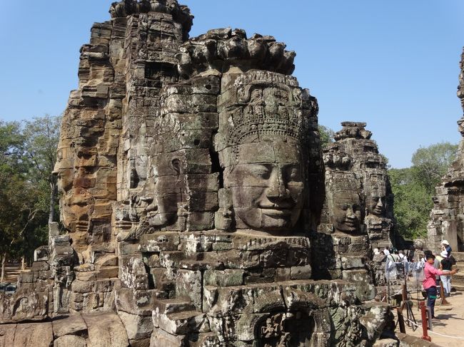 ここからの眺め、仏様だらけだよ！