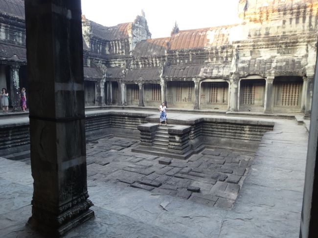 ここ、沐浴する場所だったらしい