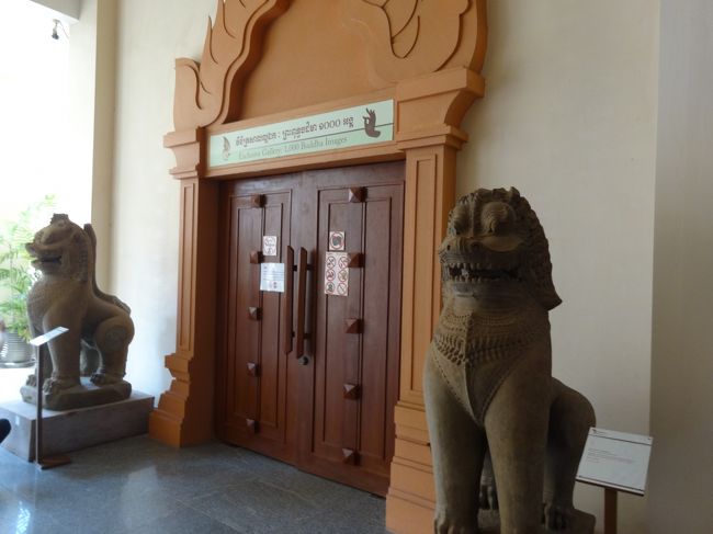 展示室の中の写真は撮れませんが、外はOK！