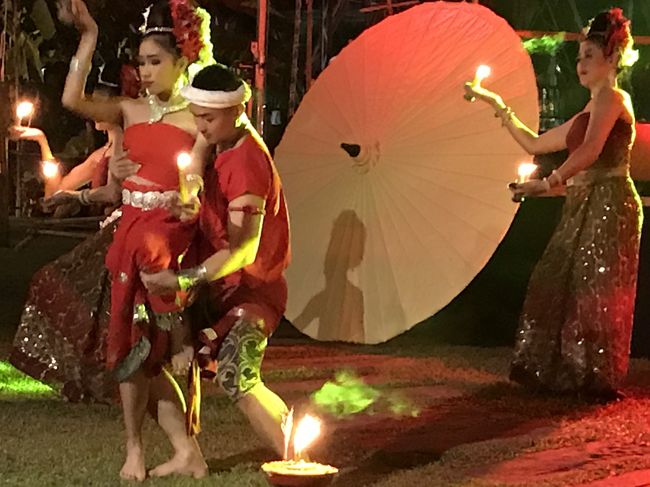 その夜の阪急ナイト<br /><br />ショーも食事もとても良かった