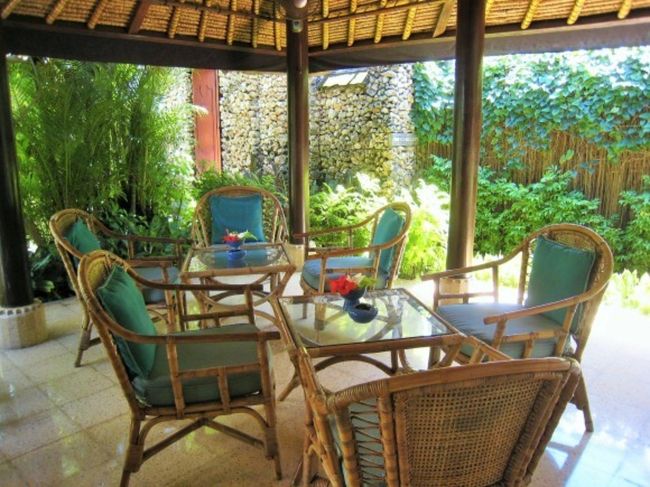 チェックインを待つ間に<br />ドリンクを飲みながらちょっと休憩