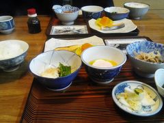 おはようございます　正観湯温泉旅館温泉一階食堂で朝食です
日本のスタンダードな　旅館の朝ごはんです
美味しく　いただきました