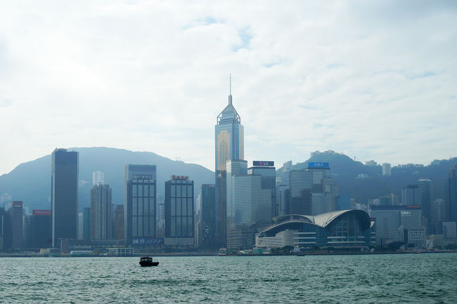 九龍地区（カオルーン）尖沙咀のプロムナードは、ハーバービューポイントです。