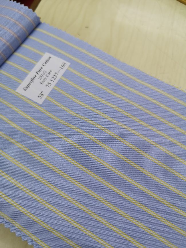 急ぎシャツをオーダーメイド。