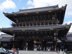 東本願寺へ