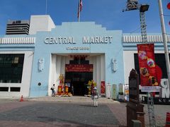 さて、次に訪れたのはセントラルマーケット。

お土産や雑貨がたくさん売っています。
