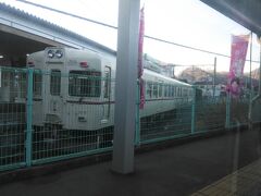 大月に着いた時に写真を撮れとばかりに目の前に富士急行の電車が停まっていました。

元京王の車両ですよね。