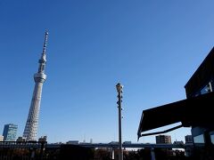 14：00　隅田川

隅田川まで歩きました。
スカイツリー、いいお天気で映えますなぁ