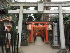 次に花園稲荷神社へ。