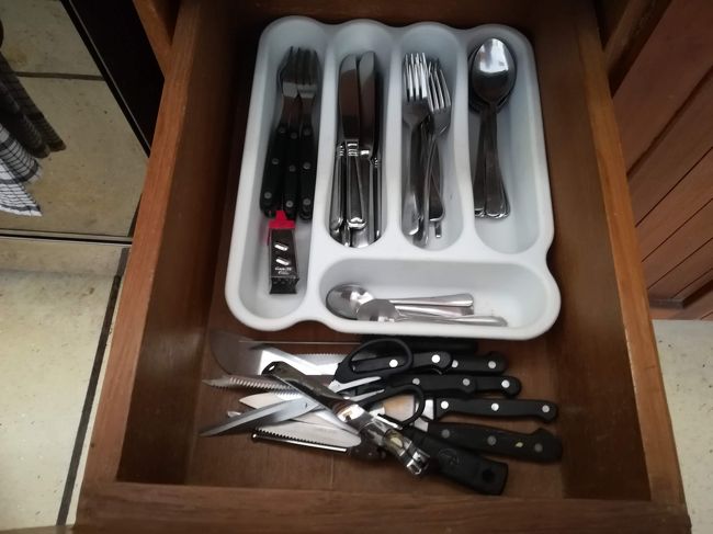 カトラリーも十分あります。