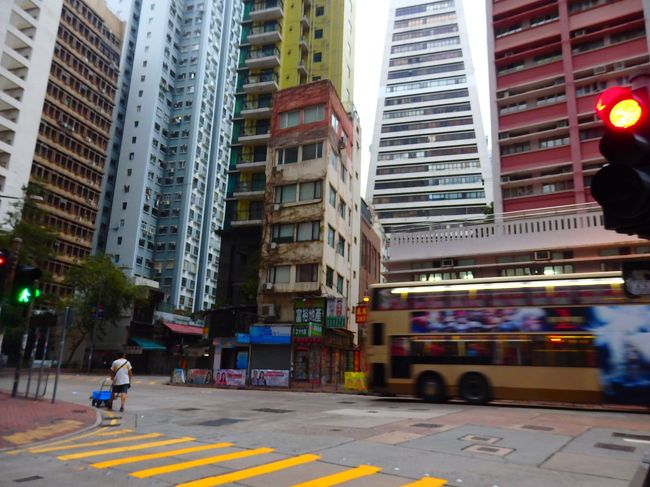 小一時間歩いて、ホテル周辺へ戻ってきました